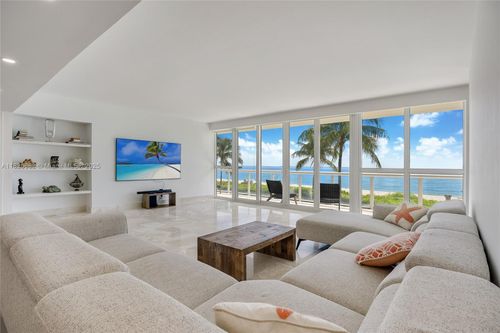 ws3a-16425 Collins Ave, Sunny Isles Beach, FL, 33160-4537 | Card Image