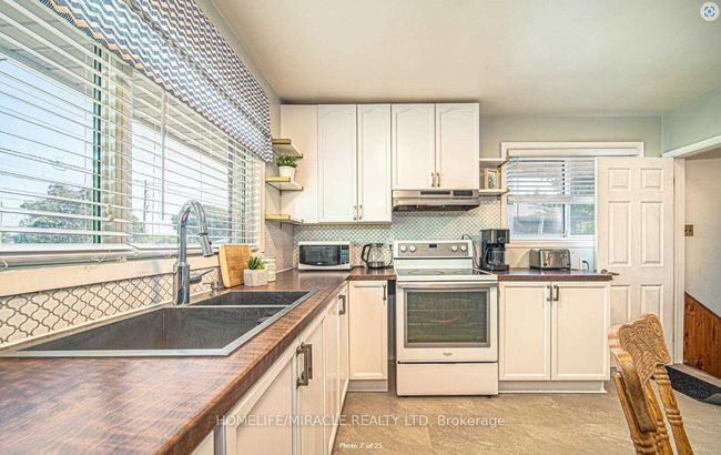 454 Stevenson Rd N, House other with 3 bedrooms, 1 bathrooms and 3 parking in Oshawa ON | Image 5