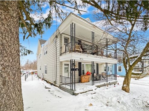 52 Burrstone Rd, New York Mills, NY, 13417-1508 | Card Image