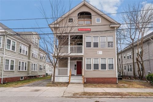 fl-3rd-123 Radcliffe Ave, Providence, RI, 02908-2944 | Card Image