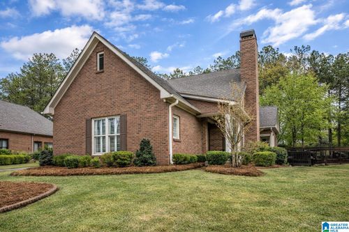 561 Alston Park Dr, Vestavia, AL, 35242-7425 | Card Image