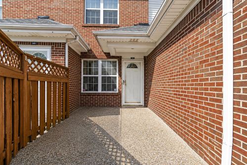 402 Blue Rose Ct, Louisville, KY, 40223-3121 | Card Image