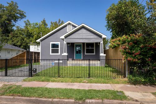 112 Goldenrod St, Houston, TX, 77009-5615 | Card Image
