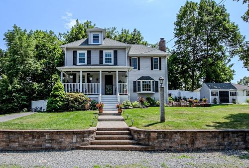 3 Topping Rd, Andover, MA, 01810-1310 | Card Image