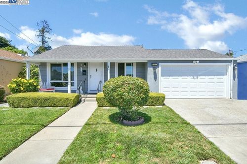 1311 Via Manzanas, San Lorenzo, CA, 94580-2237 | Card Image