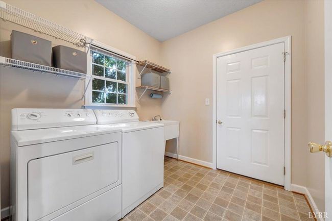 1061 Cedar Sky Ct, House other with 4 bedrooms, 4 bathrooms and null parking in Forest VA | Image 12