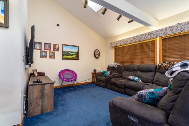 618 Kearsarge Mountain Rd, House other with 4 bedrooms, 4 bathrooms and null parking in Warner NH | Image 11