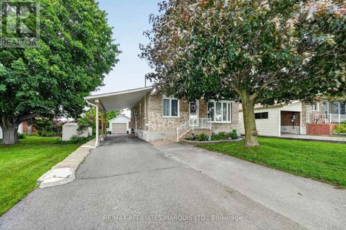 824 Alice St, Cornwall, ON, K6H4S6 | Card Image