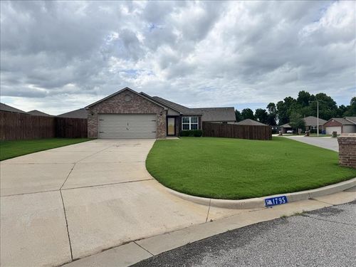 1795 Bliss Cir, Newcastle, OK, 73065-5095 | Card Image