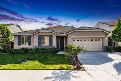 14915 Shoreham St, Eastvale, CA, 92880-9621 | Card Image