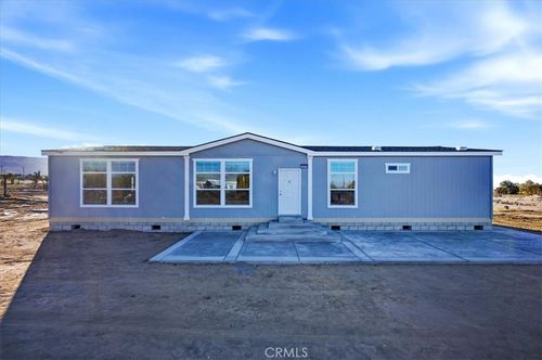 12076 Lager Rd, Phelan, CA, 92371 | Card Image
