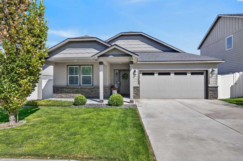 2926 Bellerive Dr, Richland, WA, 99352-8865 | Card Image