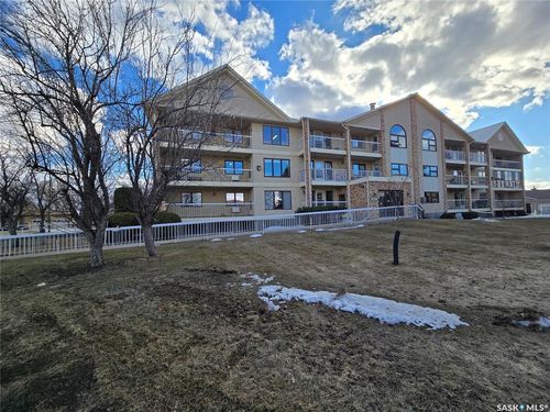 103-27 Erichsen Pl, Yorkton, SK, S3N3Z6 | Card Image