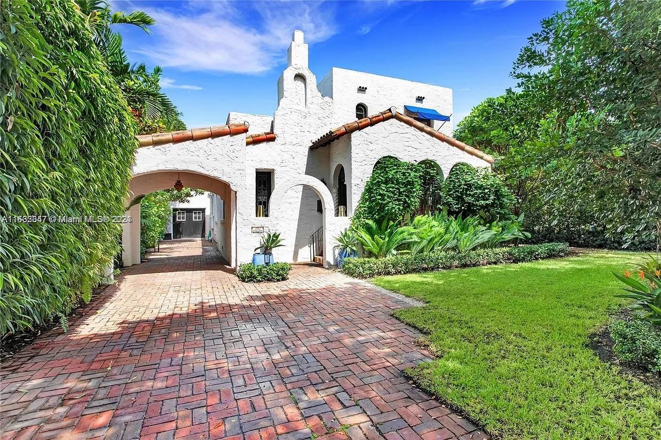 Toledo St, Coral Gables, FL 33134
