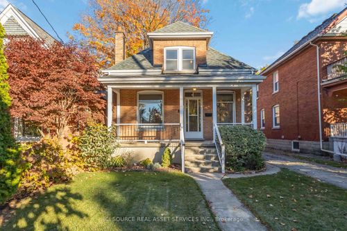 412 Grosvenor St, London, ON, N5Y3S4 | Card Image