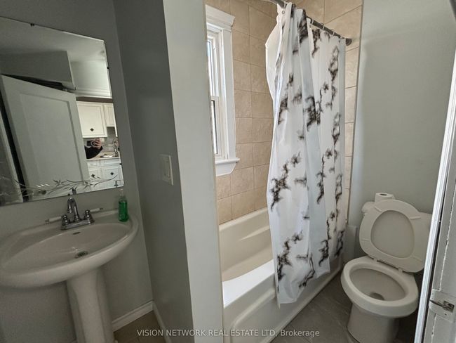 271 Highbury Ave N, House other with 4 bedrooms, 1 bathrooms and 4 parking in London ON | Image 8