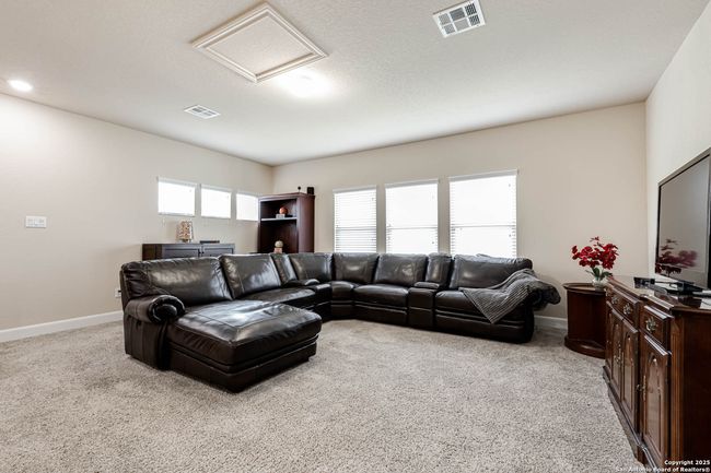 10539 Far Reaches Ln, House other with 5 bedrooms, 4 bathrooms and null parking in Helotes TX | Image 27