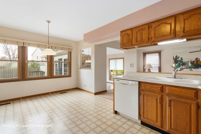 4331 N Cottonwood Trl, House other with 4 bedrooms, 3 bathrooms and 2 parking in Hoffman Estates IL | Image 13