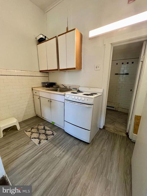 2f-3140 N Broad St, PHILADELPHIA, PA, 19132-2421 | Card Image