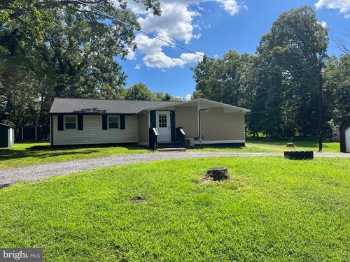 6880 Vernick Ln, LA PLATA, MD, 20646-4615 | Card Image