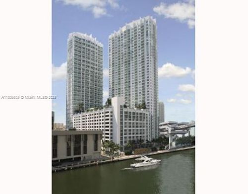 apt-2317-41 Se 5th St, Miami, FL, 33131-2550 | Card Image