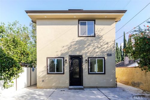 17426 Roscoe Blvd, Northridge, CA, 91325-3904 | Card Image