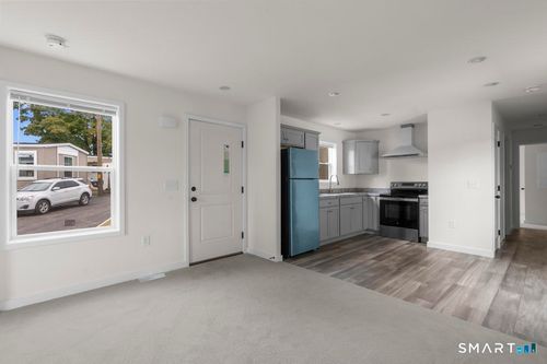 67-55 Sugar St, Newtown, CT, 06470-1904 | Card Image