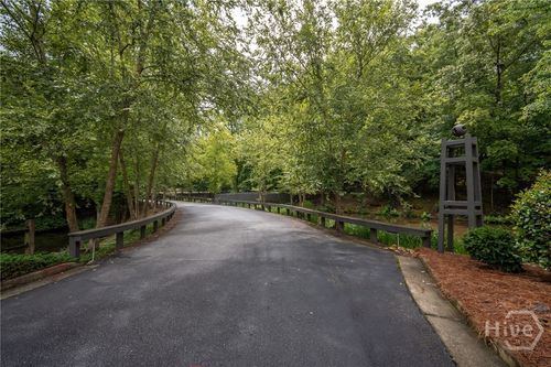 109-125 Wood Lake Dr, Athens, GA, 30606-8354 | Card Image