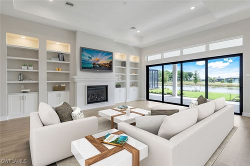 15460 Turin Dr, Naples, FL, 34114-3224 | Card Image