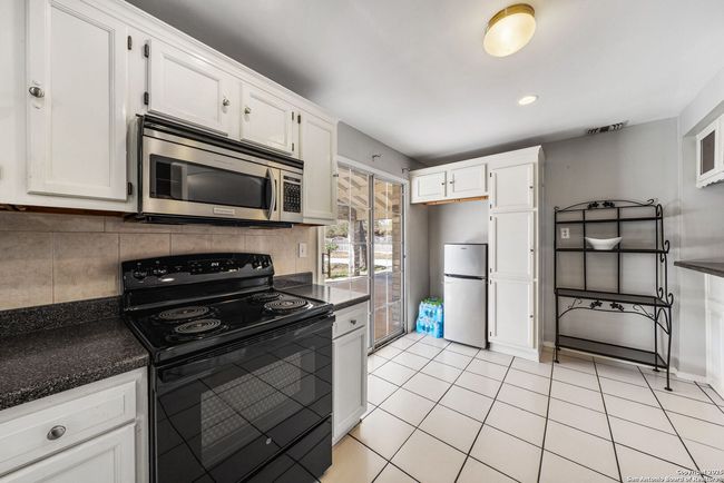 57 Gateway Dr, House other with 4 bedrooms, 2 bathrooms and null parking in Poteet TX | Image 10