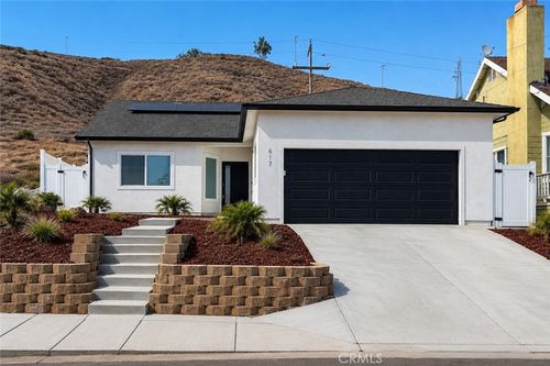 617 Acacia St, Lake Elsinore, CA, 92530-4213 | Card Image