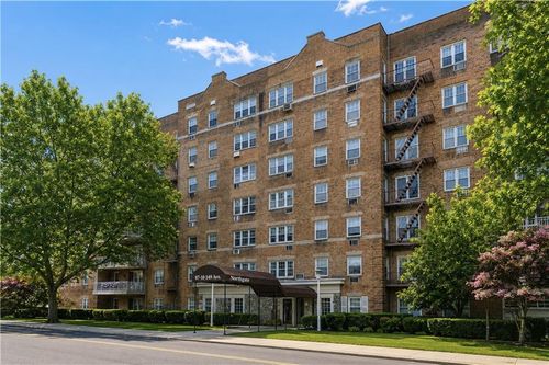 5l-8710 149th Ave, Howard Beach, NY, 11414-1433 | Card Image
