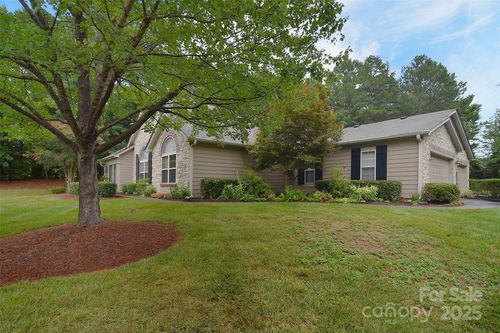 3065 Polo View Ln, Matthews, NC, 28105-8917 | Card Image