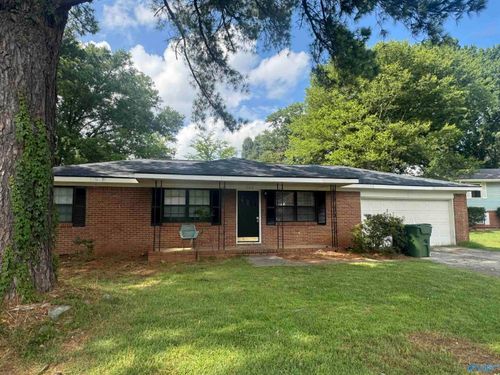 200 Curtis Cir Se, Huntsville, AL, 35803-1030 | Card Image