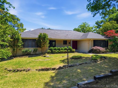 6215 Hudson Ave, Tulsa, OK, 74136-2023 | Card Image
