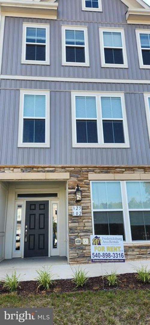 apt-102-325 Crab Apple Dr, STAFFORD, VA, 22554-6885 | Card Image