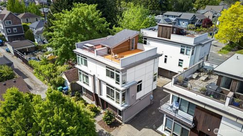 2615 Nw 65th St, Seattle, WA, 98117-5916 | Card Image