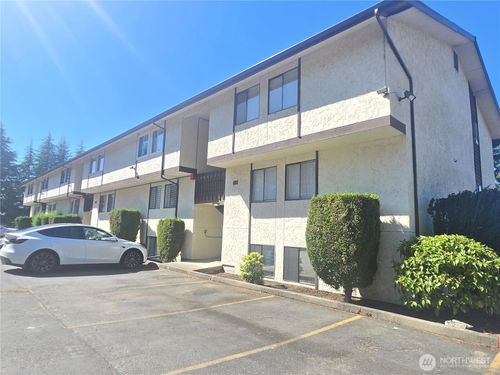 b-5-3515 S 160th St, SeaTac, WA, 98188-2636 | Card Image