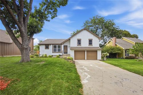 14906 W 89th St, Lenexa, KS, 66215-2908 | Card Image