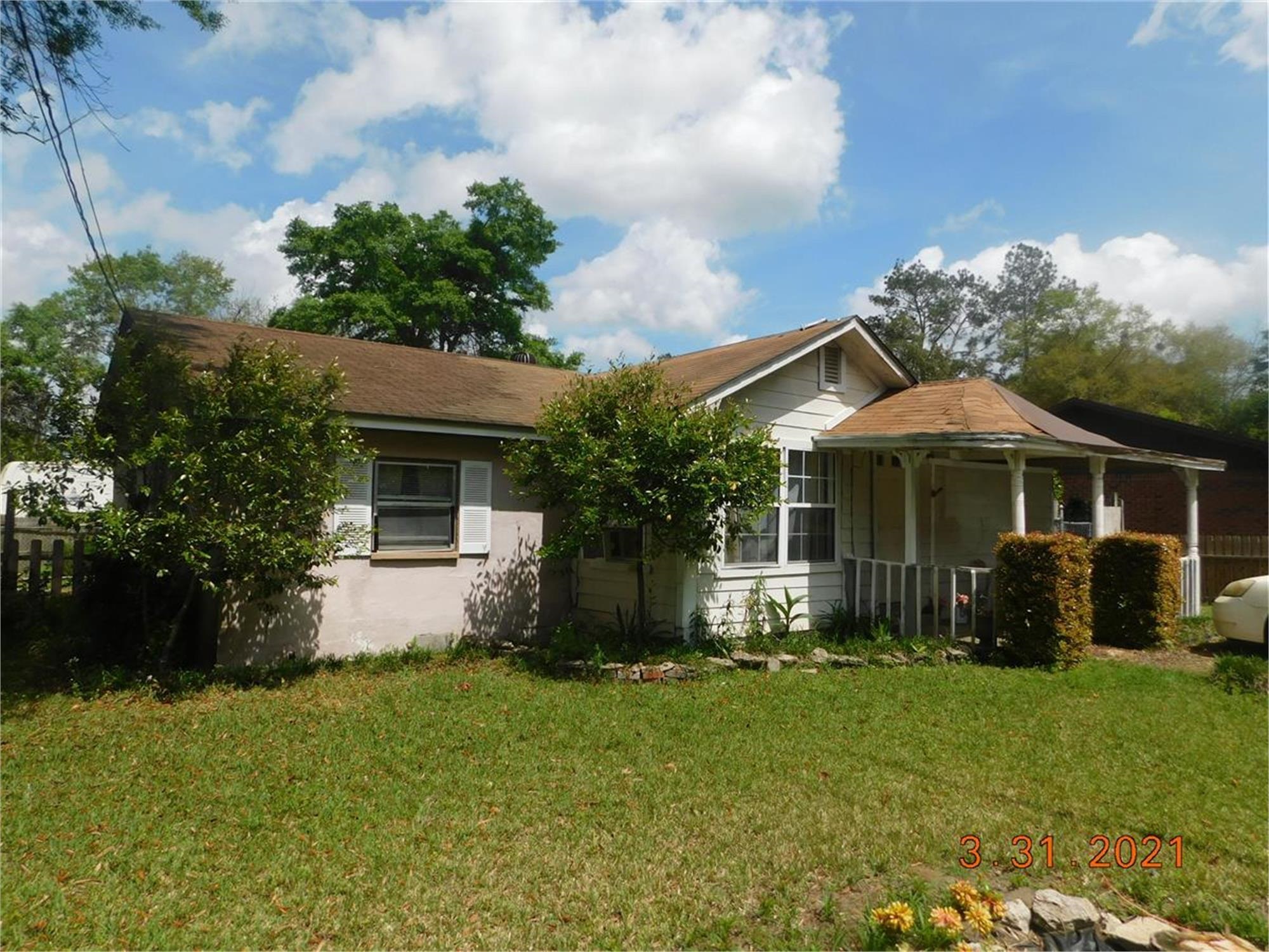 3rd Ave, Havana, FL 32333