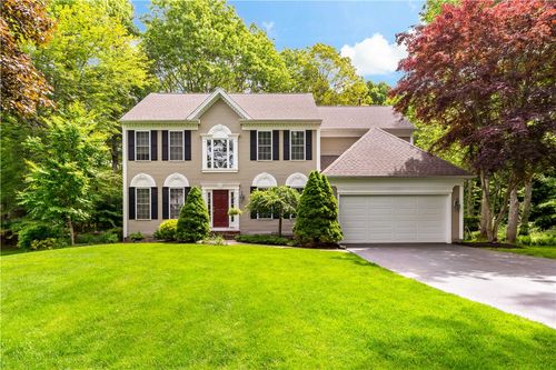 110 Fieldstone Ln, Saunderstown, RI, 02874-1954 | Card Image