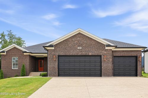 139 Wooded Glen Dr, Mt Washington, KY, 40047-7799 | Card Image