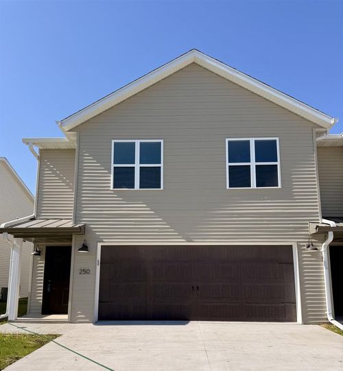 250 N Bell Street, Fond Du Lac, WI, 54935 | Card Image