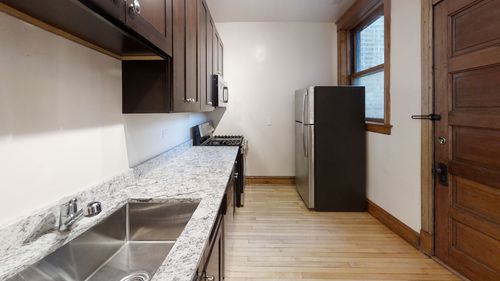 apt-1f-3761 Lakewood Ave, Chicago, IL, 60613-7147 | Card Image