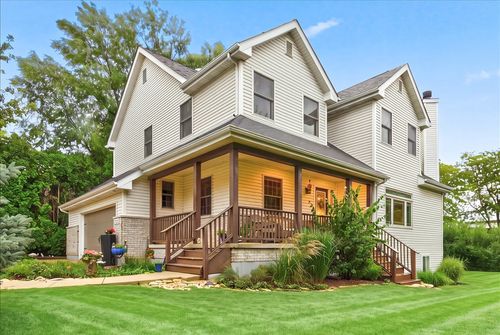 2S590 Seraph Holmes Ct, Warrenville, IL, 60555-2075 | Card Image