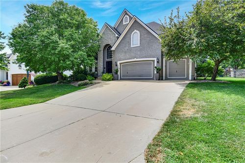 11378 S Cook St, Olathe, KS, 66061-7334 | Card Image