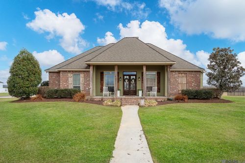 10562 Cessna St, Gonzales, LA, 70737 | Card Image