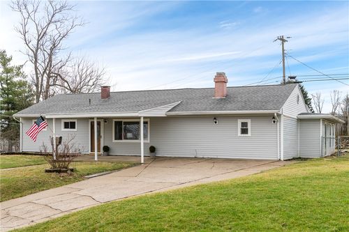 12 Canova Ct, Fairborn, OH, 45324-4218 | Card Image