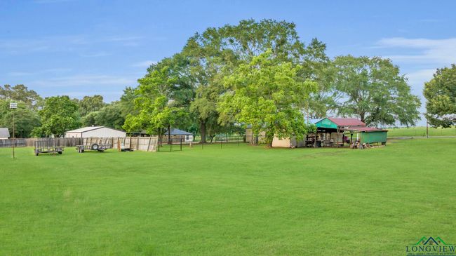 2411 N Page Rd, House other with 3 bedrooms, 2 bathrooms and null parking in Longview TX | Image 24
