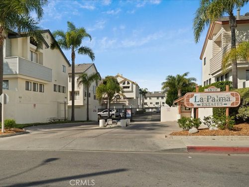 15111 Freeman Ave, Lawndale, CA, 90260-2159 | Card Image